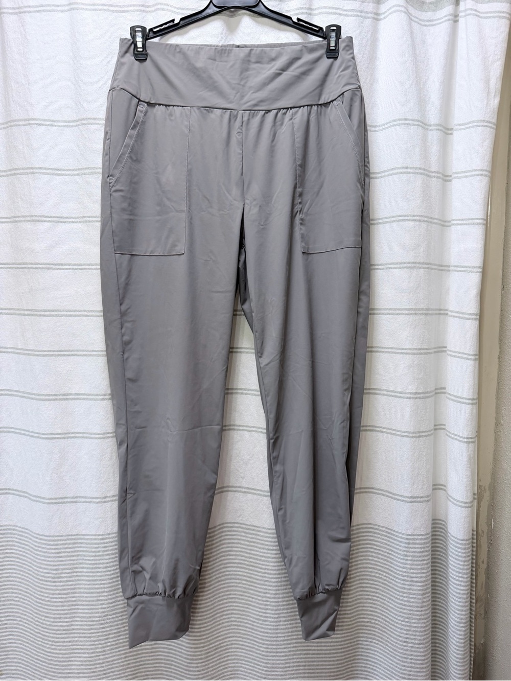 HALARA Light Gray Track Jogger Pants with Pockets